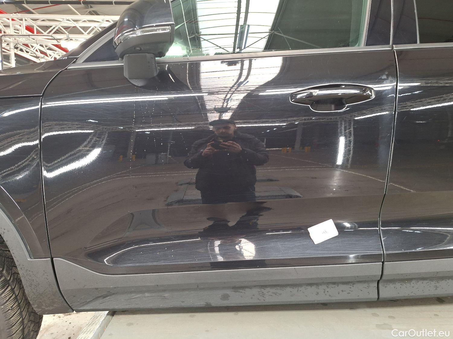  Volvo  XC 40 Volvo, XC40 '17, Volvo XC40 D3 Geartronic Momentum Pro 5d #39