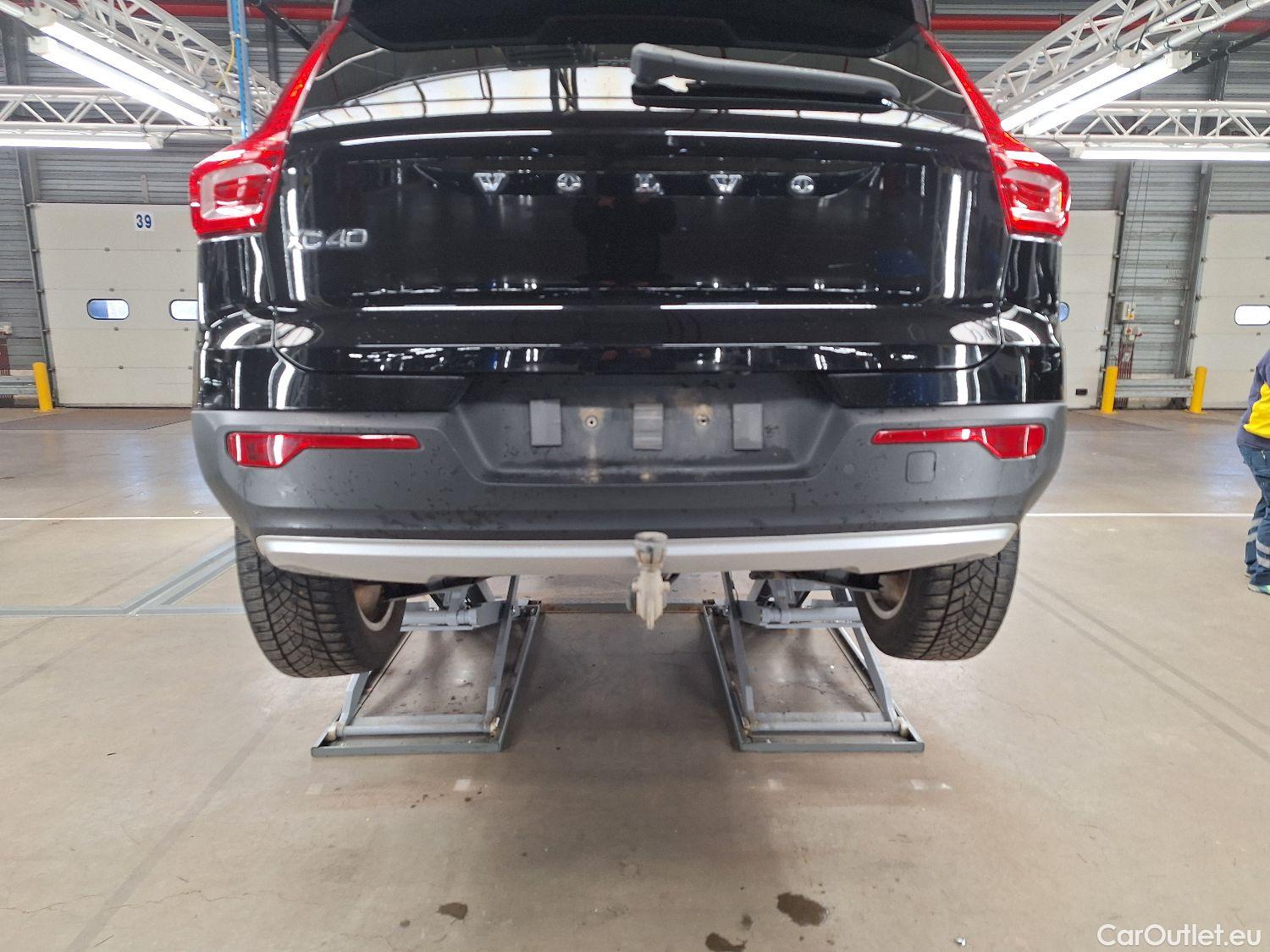  Volvo  XC 40 Volvo, XC40 '17, Volvo XC40 D3 Geartronic Momentum Pro 5d #23