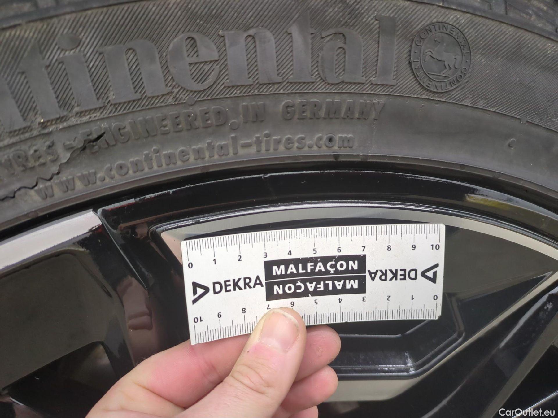  Bmw  iX Série  50 xDrive 111kWh BVA #9