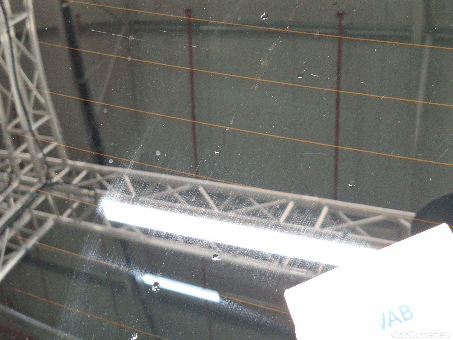  Volvo  XC 40 Volvo, XC40 '17, Volvo XC40 D3 Geartronic Momentum Pro 5d #42