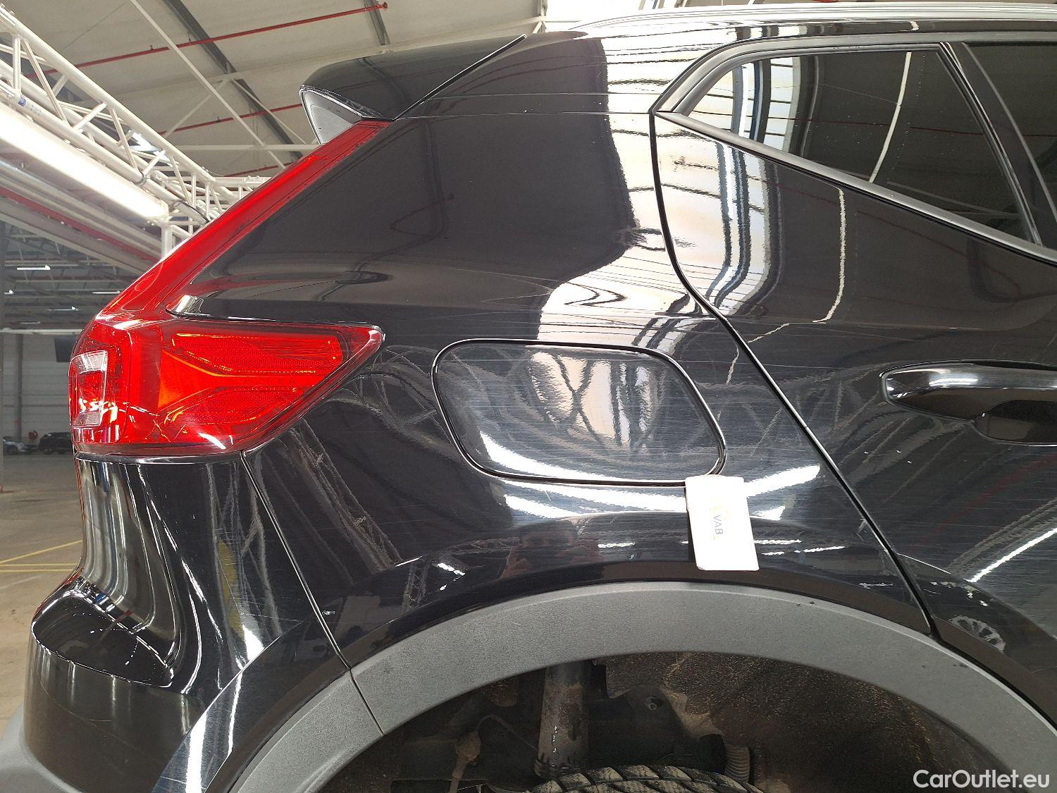  Volvo  XC 40 Volvo, XC40 '17, Volvo XC40 D3 Geartronic Momentum Pro 5d #21