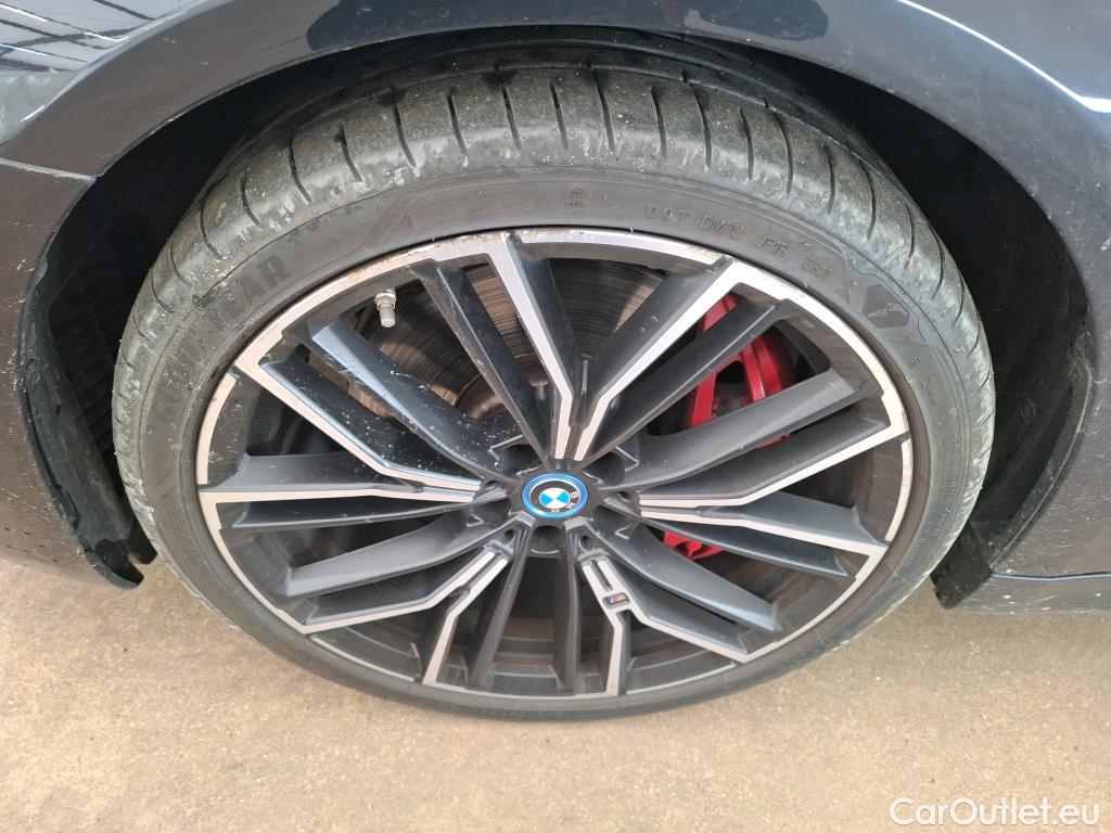  Bmw  Serie 5 BMW Série 5 / 2020 / 4P / Berline 545e xDrive 394ch M Sport BVA8 #12