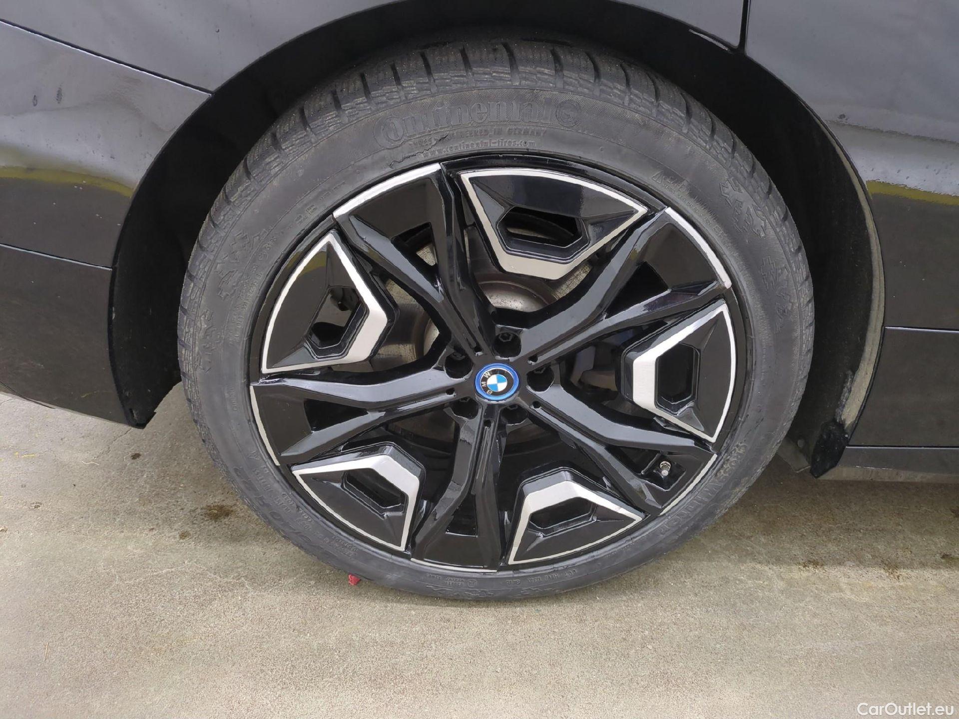  Bmw  iX Série  50 xDrive 111kWh BVA #6