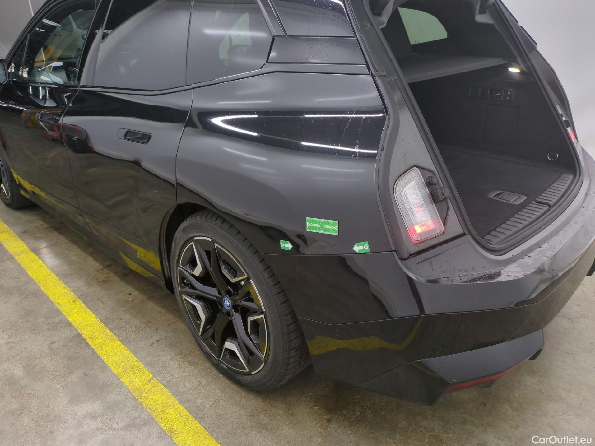  Bmw  iX Série  50 xDrive 111kWh BVA #17