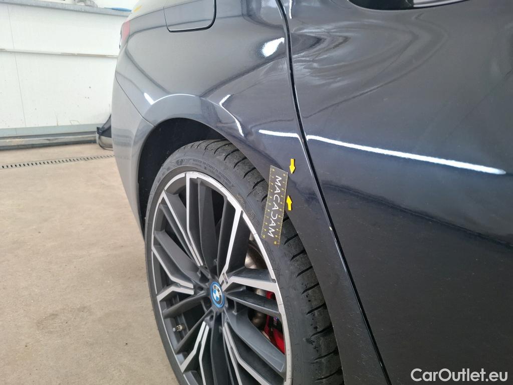  Bmw  Serie 5 BMW Série 5 / 2020 / 4P / Berline 545e xDrive 394ch M Sport BVA8 #53