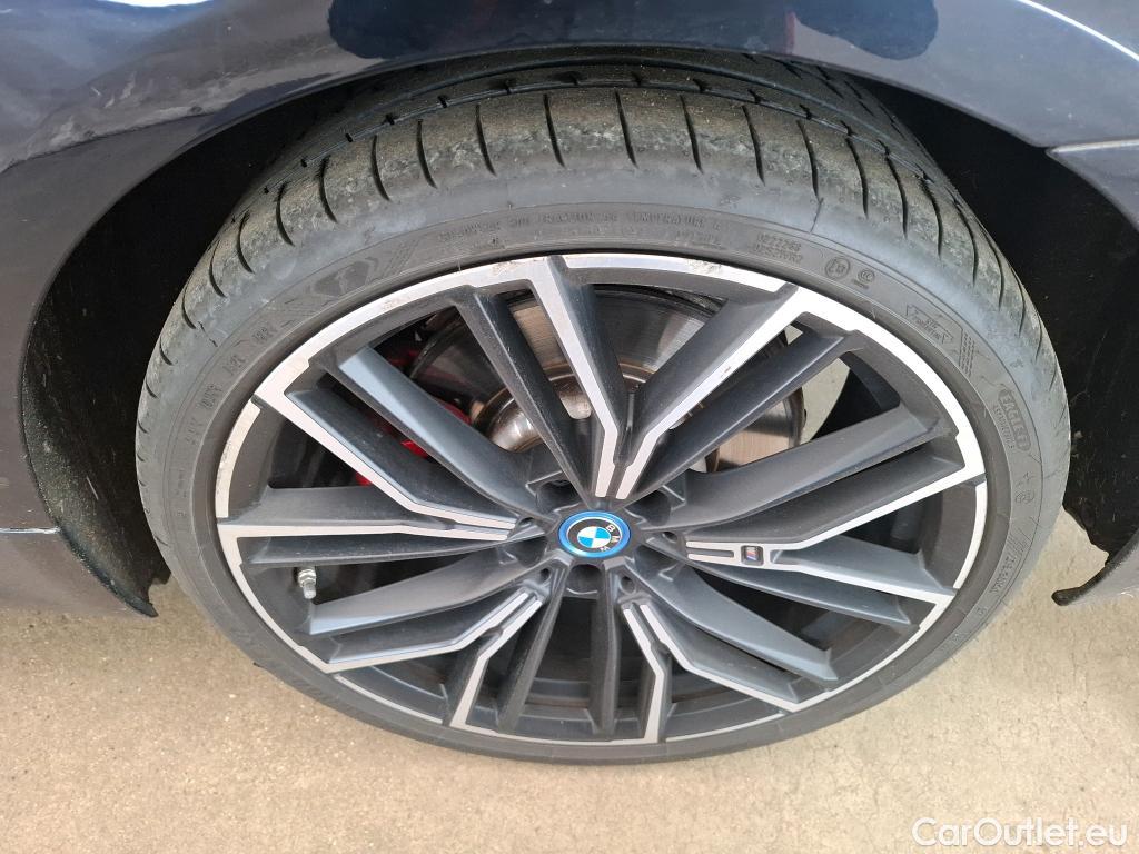  Bmw  Serie 5 BMW Série 5 / 2020 / 4P / Berline 545e xDrive 394ch M Sport BVA8 #38