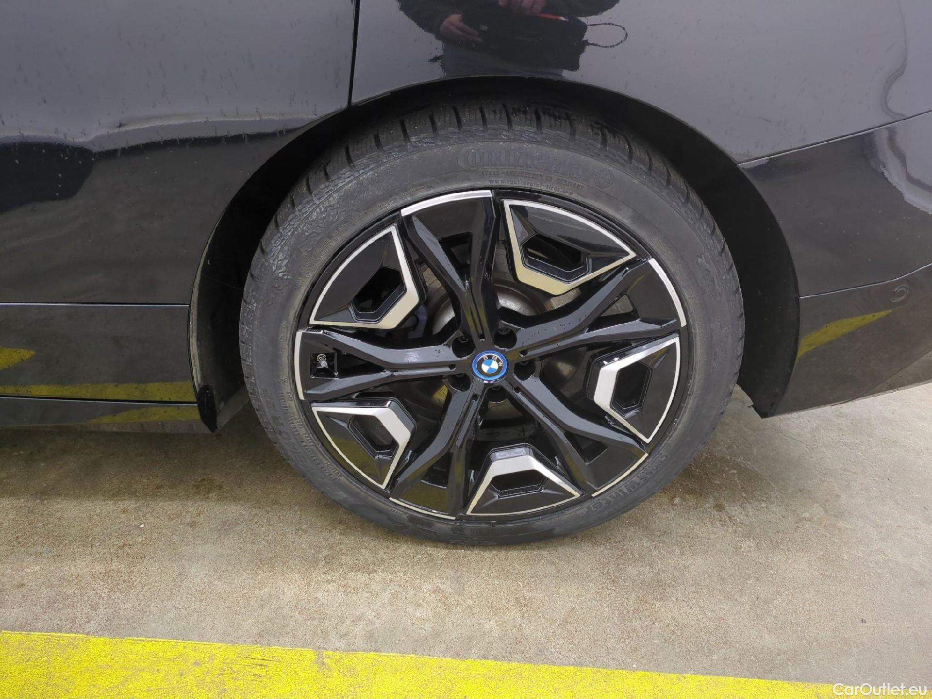  Bmw  iX Série  50 xDrive 111kWh BVA #5