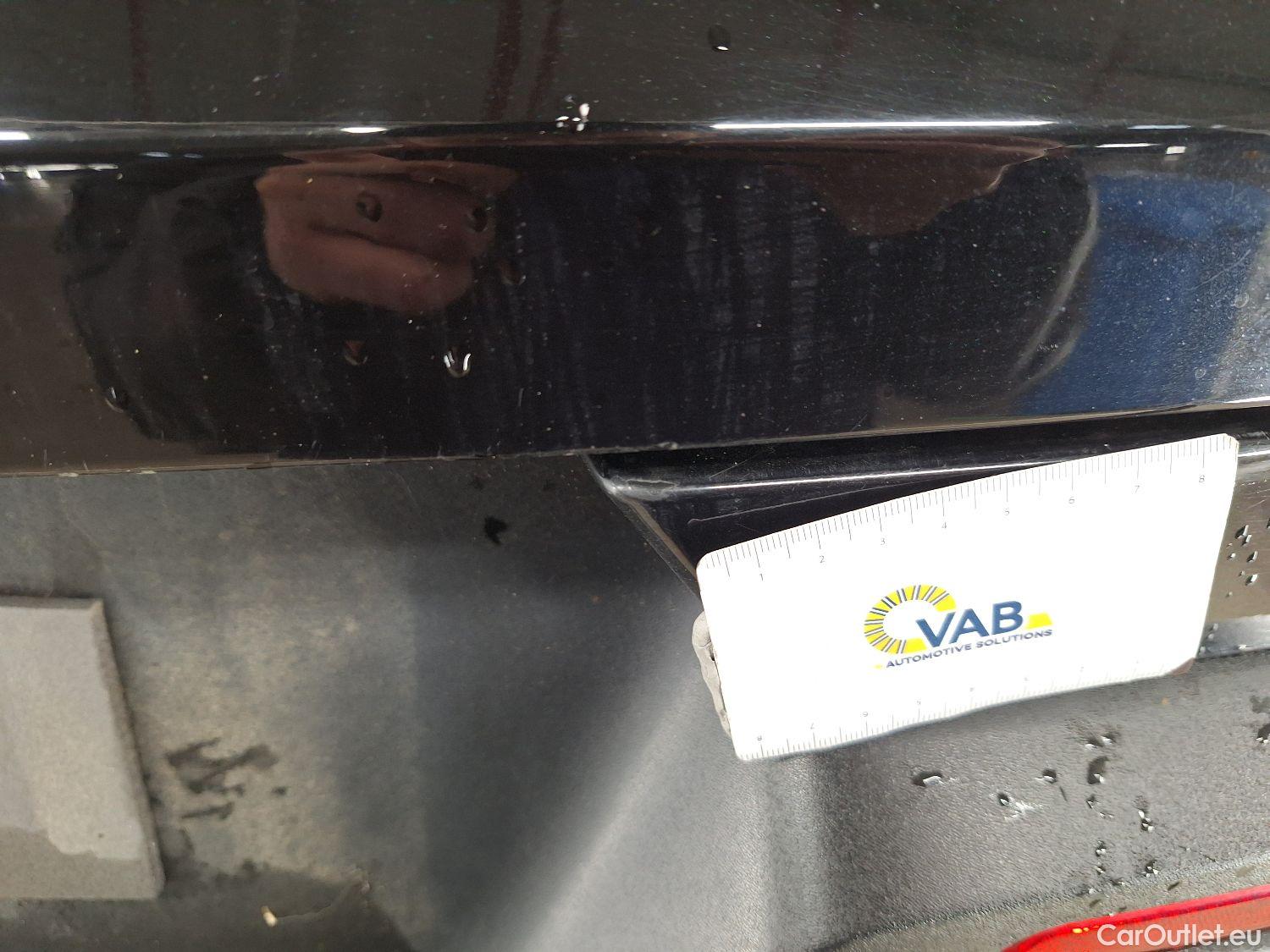  Volvo  XC 40 Volvo, XC40 '17, Volvo XC40 D3 Geartronic Momentum Pro 5d #26