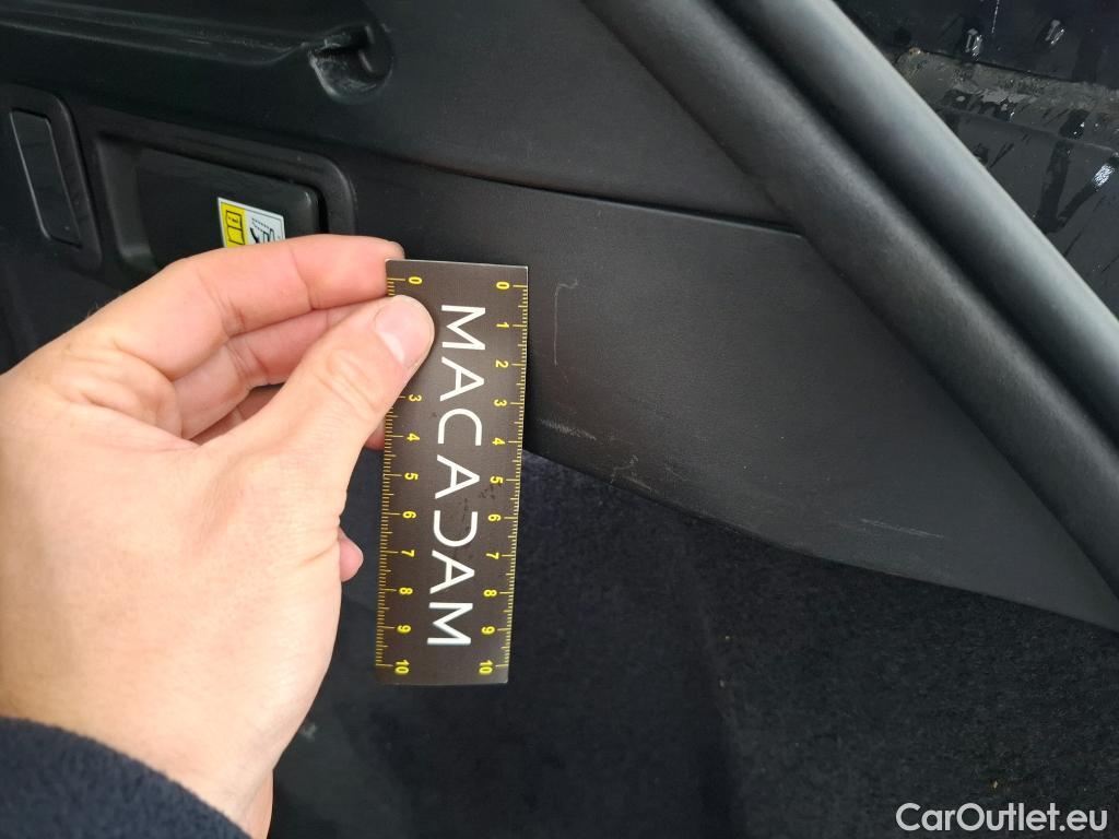  Land Rover  Range Rover LAND ROVER  Velar / 2017 / 5P / SUV 2.0 P400e PHEV BVA R-Dynamic SE #52