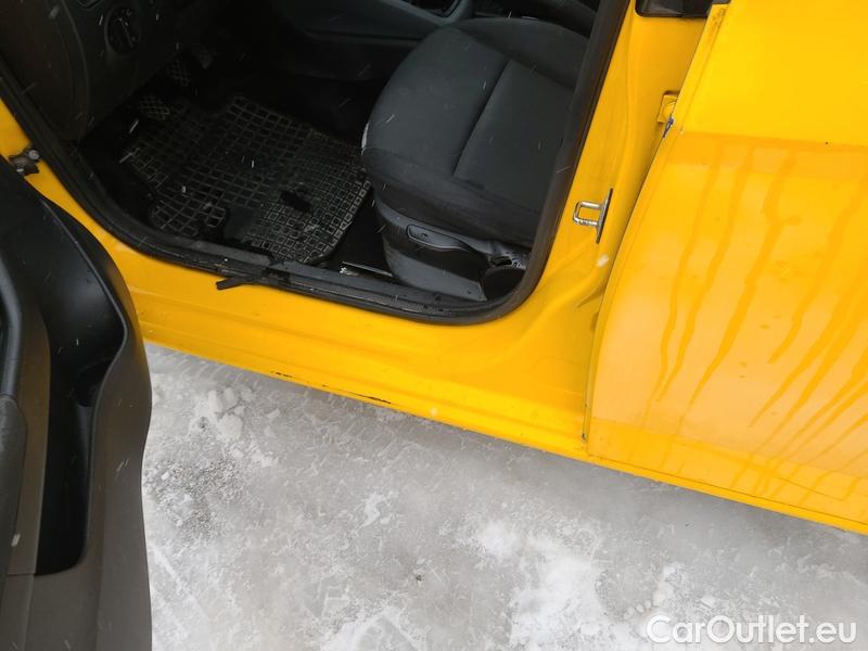  Skoda  Fabia  Combi (2015) Fab.Com.1.0TSI 70 Active #7