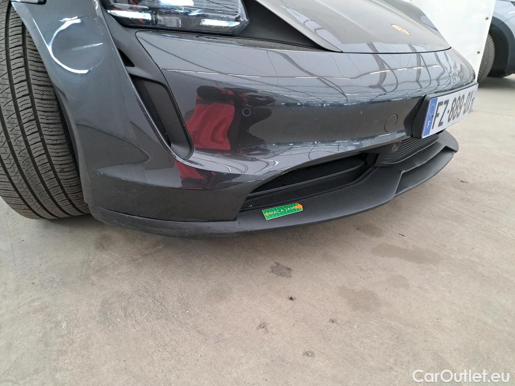  Porsche  Taycan  93kWh BVA #10