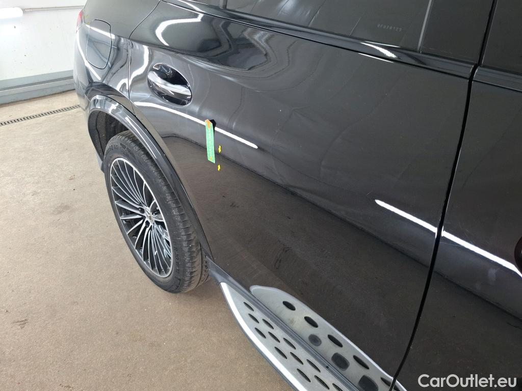  Mercedes  G-Klasee MERCEDES-BENZ GLC Coupe / 2023 / 5P / Coupé GLC 300 e AMG Line 4MATIC #18