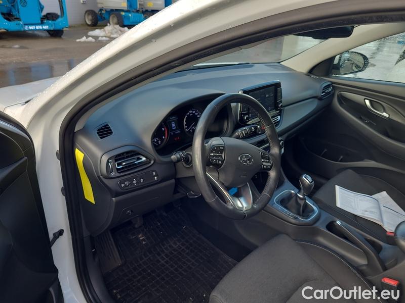  Hyundai  i30   cw (PD)(2017->)  Kom.1.6CRDi 85 FAMILY #1