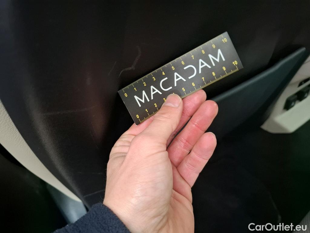  Land Rover  Range Rover LAND ROVER  Velar / 2017 / 5P / SUV 2.0 P400e PHEV BVA R-Dynamic SE #47