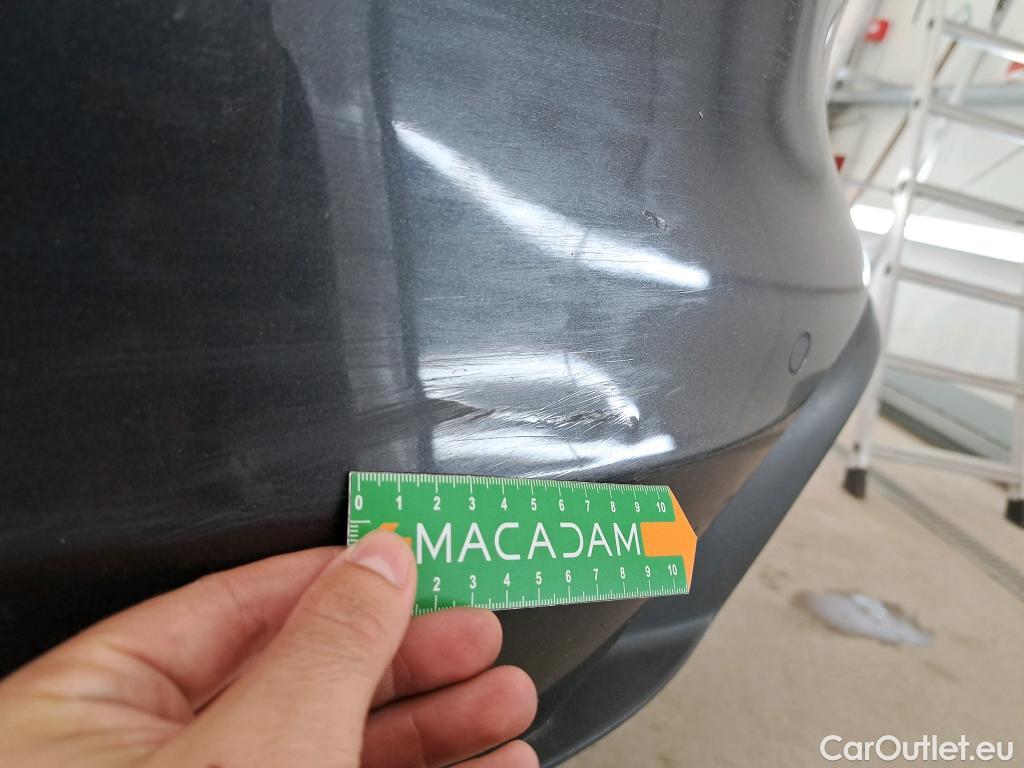  Porsche  Taycan  93kWh BVA #5