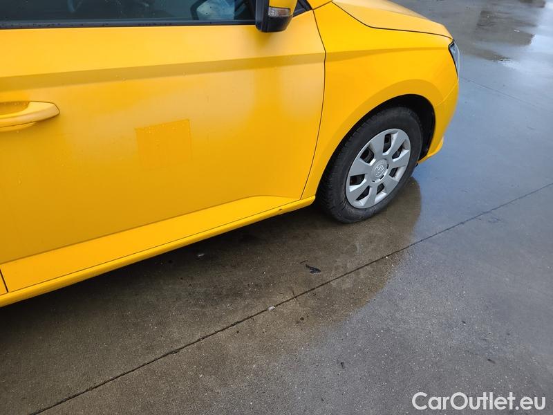  Skoda  Fabia  Combi (2015) Fab.Com.1.0TSI 70 Active #6