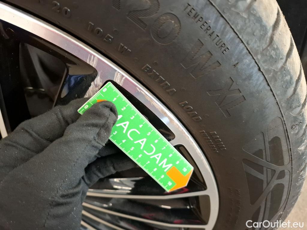  Mercedes  G-Klasee MERCEDES-BENZ GLC Coupe / 2023 / 5P / Coupé GLC 300 e AMG Line 4MATIC #13