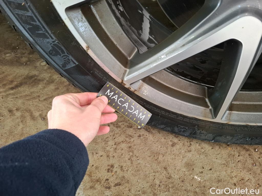  Land Rover  Range Rover LAND ROVER  Velar / 2017 / 5P / SUV 2.0 P400e PHEV BVA R-Dynamic SE #36