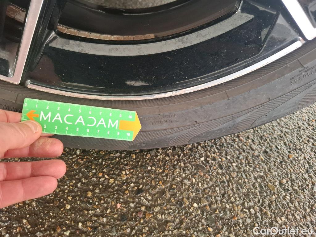  Mercedes  G-Klasee MERCEDES-BENZ GLC Coupe / 2019 / 5P / Coupé 2.0 GLC 300 E BUSINESS LINE 4MATIC #11