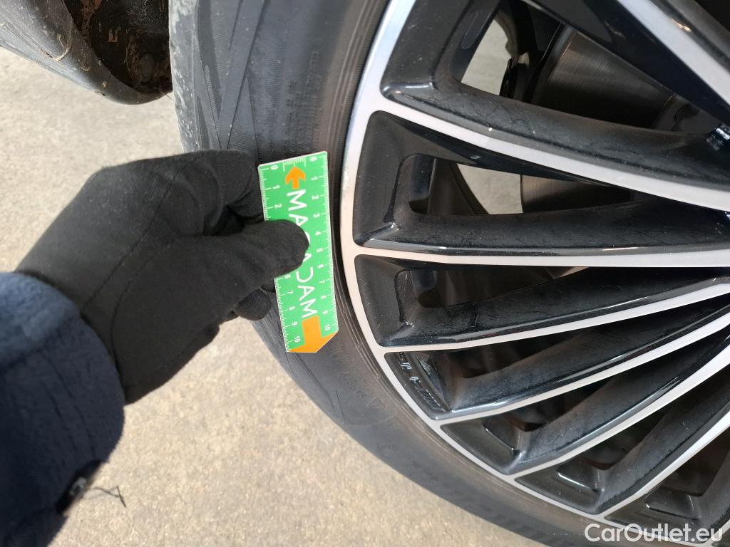  Mercedes  G-Klasee MERCEDES-BENZ GLC Coupe / 2023 / 5P / Coupé GLC 300 e AMG Line 4MATIC #6