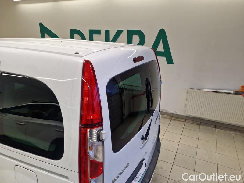  Renault  Kangoo  2 (2008)  1.5dCi 95 Zen 5d #12