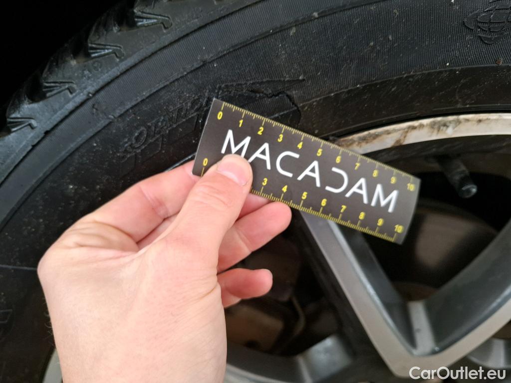  Land Rover  Range Rover LAND ROVER  Velar / 2017 / 5P / SUV 2.0 P400e PHEV BVA R-Dynamic SE #3