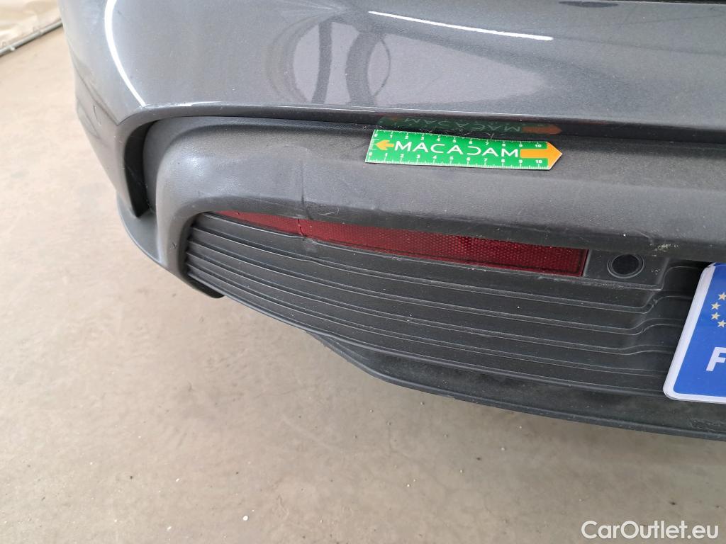  Porsche  Taycan  93kWh BVA #45