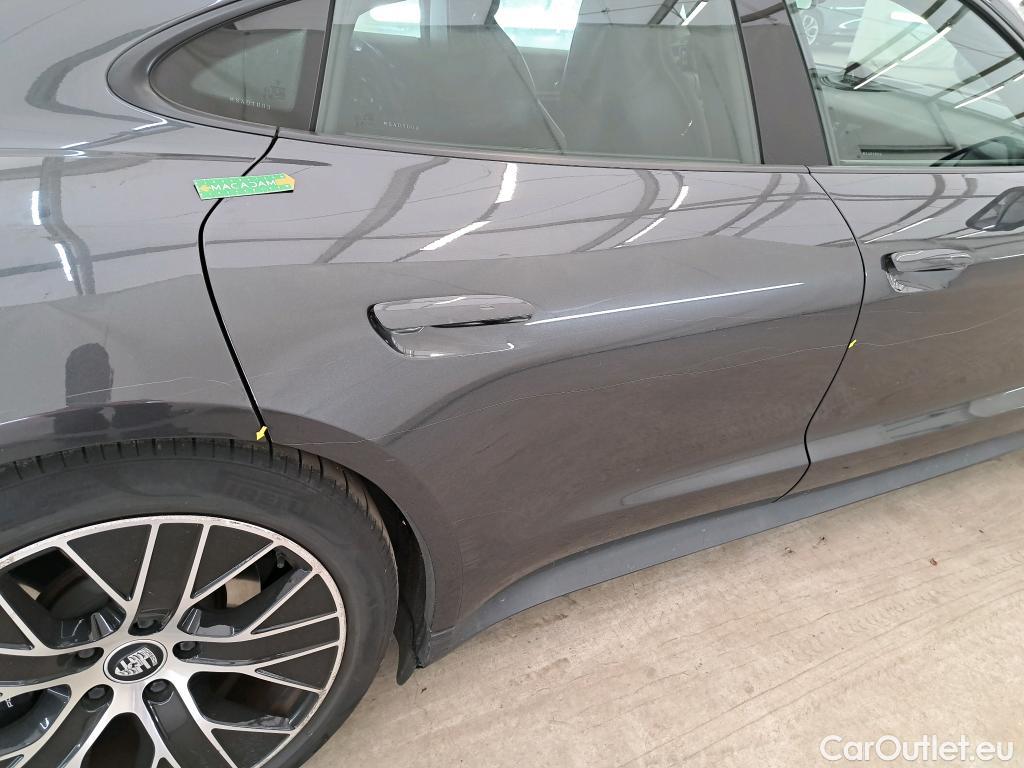  Porsche  Taycan  93kWh BVA #32