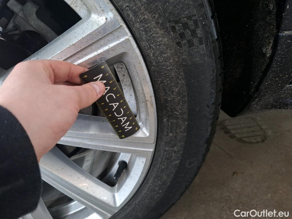  Volvo  XC90 VOLVO  5p SUV T8 Twin Engine AWD GT 8 Inscription Luxe #26