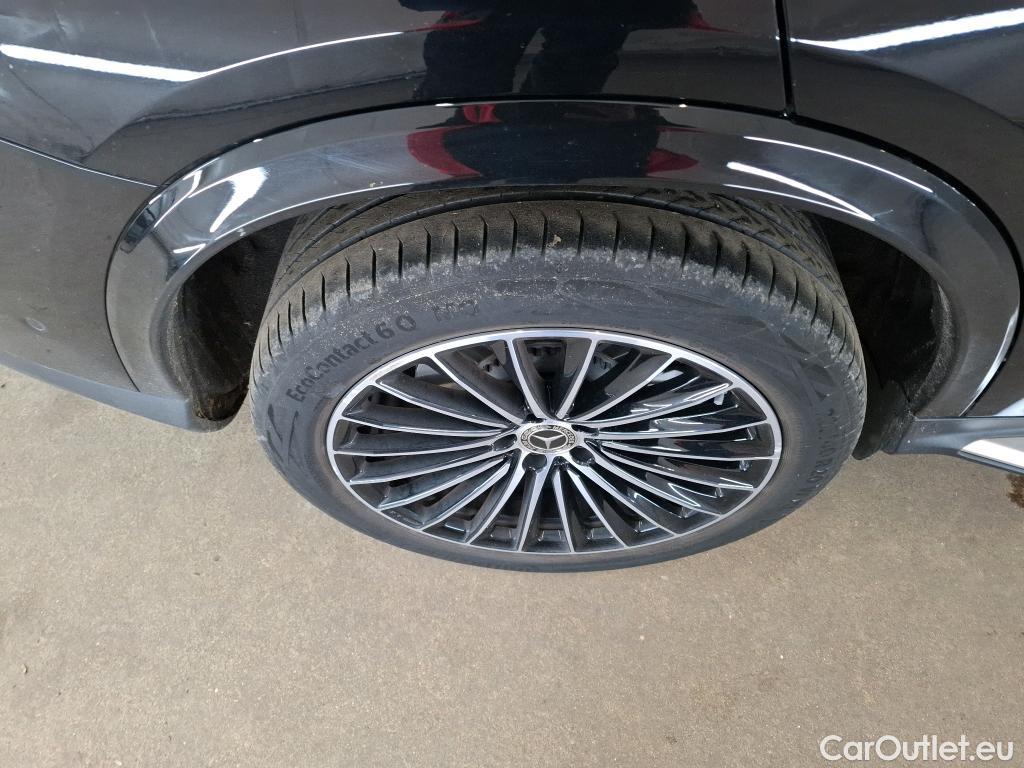  Mercedes  G-Klasee MERCEDES-BENZ GLC Coupe / 2023 / 5P / Coupé GLC 300 e AMG Line 4MATIC #3