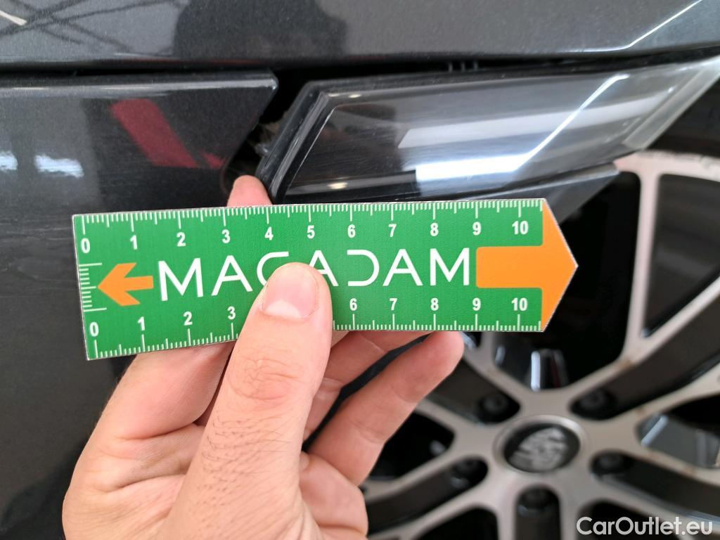  Porsche  Taycan  93kWh BVA #86