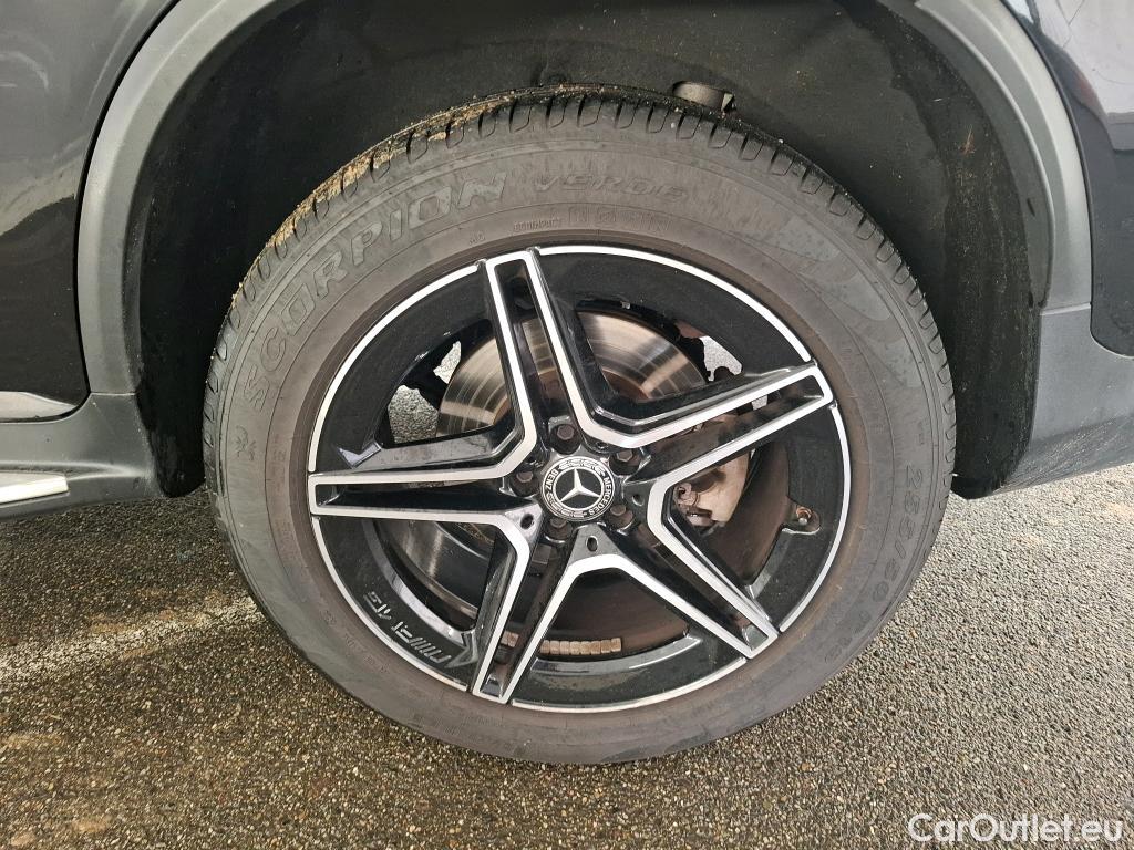  Mercedes  G-Klasee MERCEDES-BENZ GLC Coupe / 2019 / 5P / Coupé 2.0 GLC 300 E BUSINESS LINE 4MATIC #23