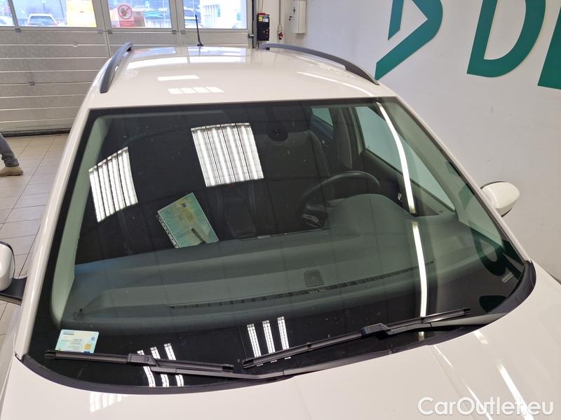  Skoda  Fabia  Combi (2015) Fab.Com.1.0TSI 70 Ambition #1