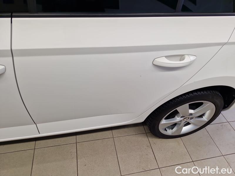  Skoda  Fabia  Combi (2015) Fab.Com.1.0TSI 70 Ambition #12