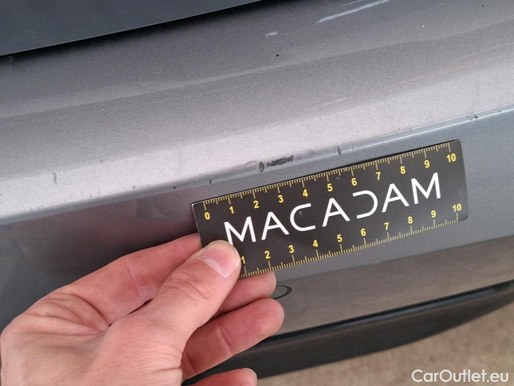  Bmw  Serie 1 Série 1 Berline 120 i Edition Sport 2.0 180CV BVA7 E6d #90