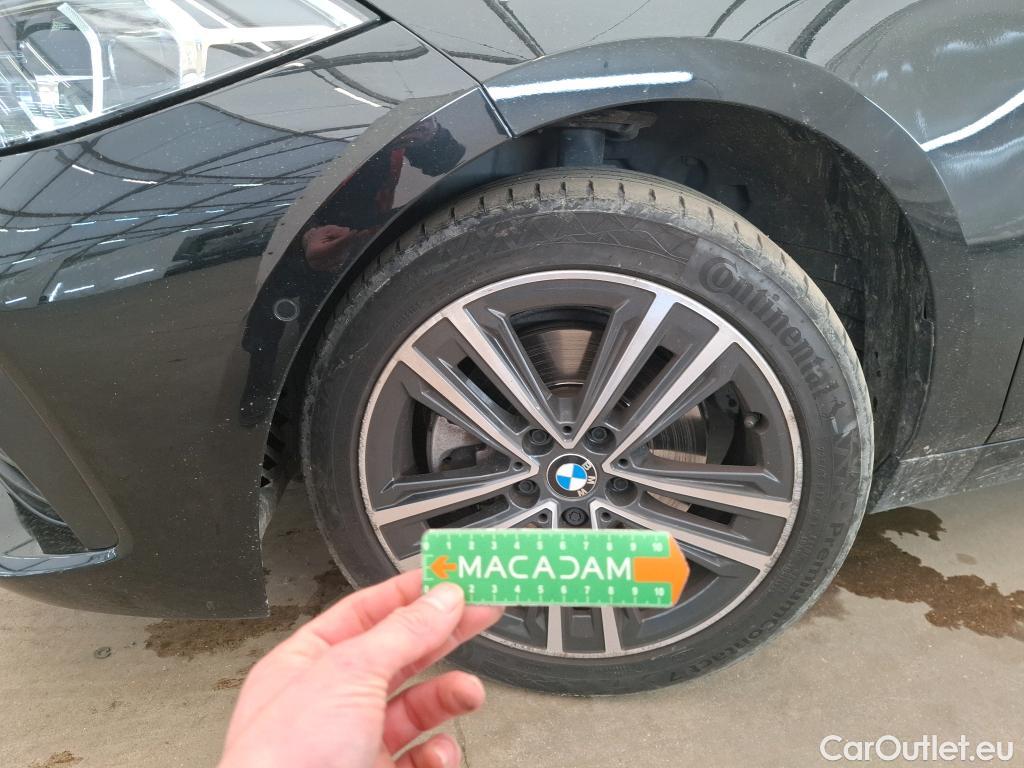  Bmw  Serie 1 BMW Série 1 / 2019 / 5P / Berline 1.5 116I DKG7 Business Design #3