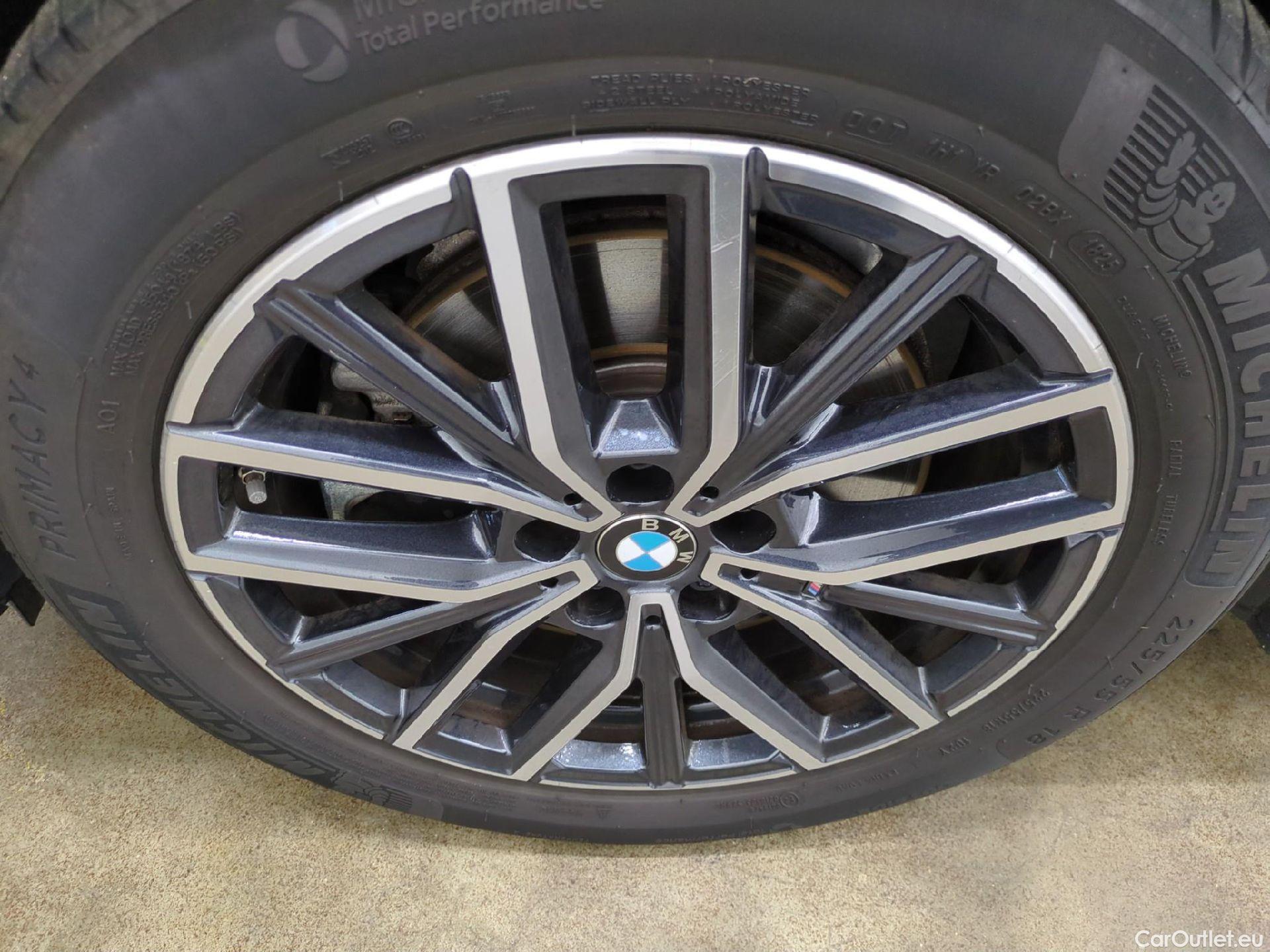  Bmw  X1 BMW  / 2022 / 5P / SUV xDrive23i M Sport DKG7 #4