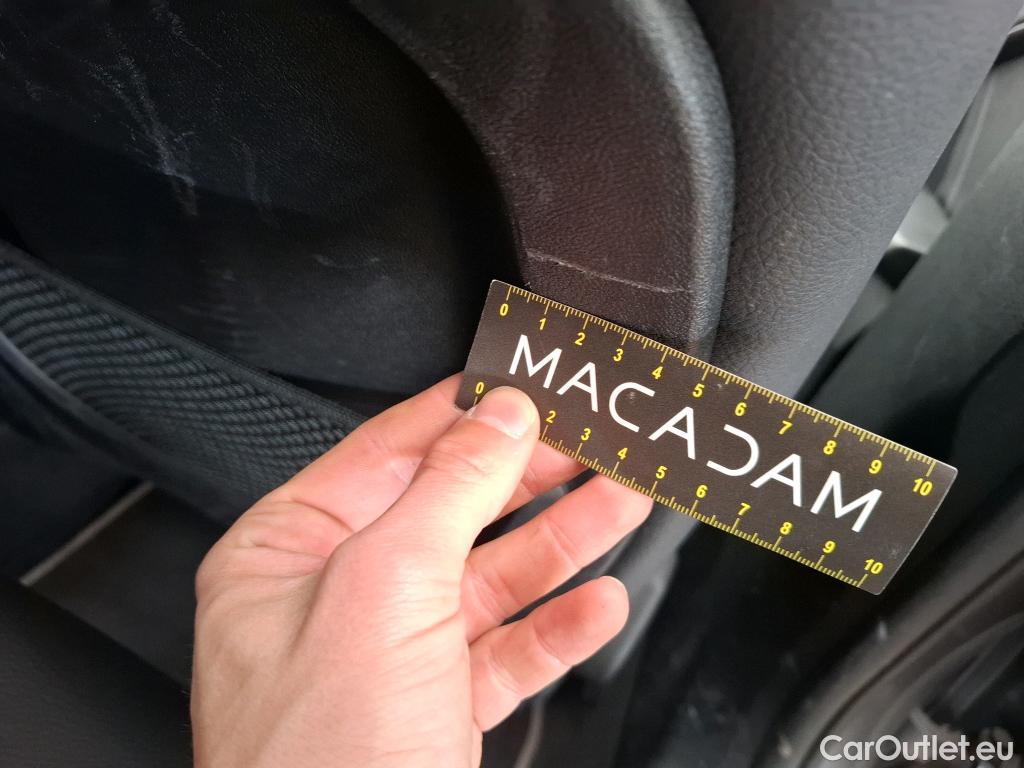  Bmw  Serie 1 Série 1 Berline 120 i Edition Sport 2.0 180CV BVA7 E6d #46