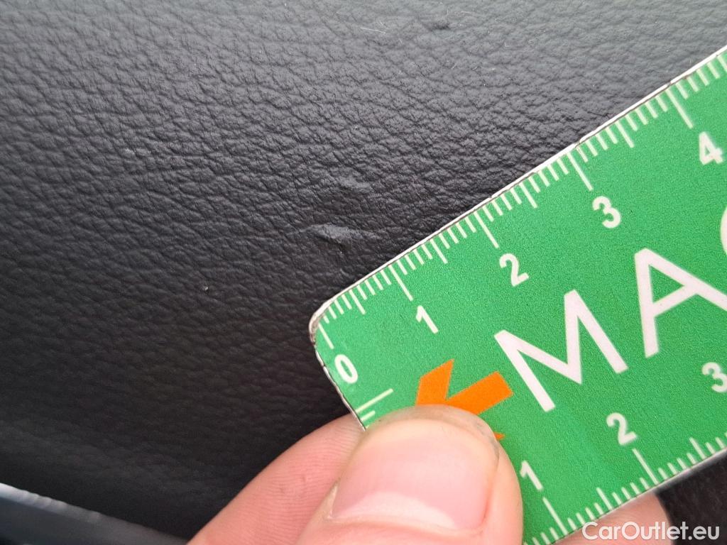  Audi  A4 AUDI  / 2019 / 4P / Berline 35 TFSI 150 S tronic S Line #4