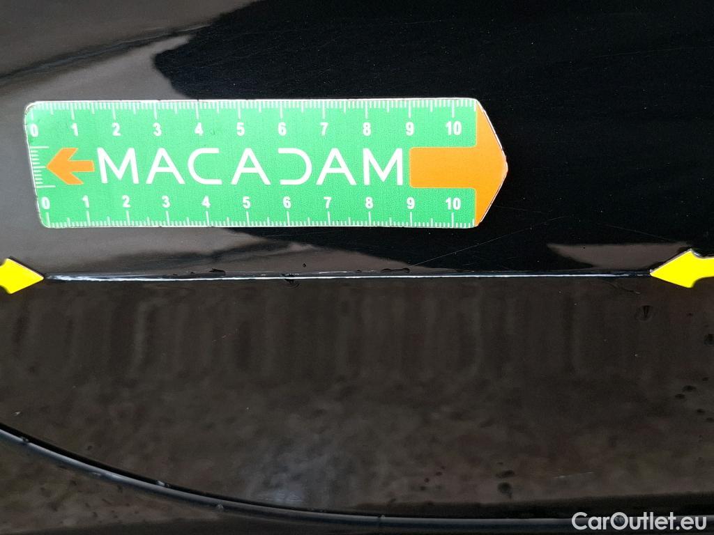  Audi  A4 AUDI  / 2019 / 4P / Berline 35 TFSI 150 S tronic S Line #13