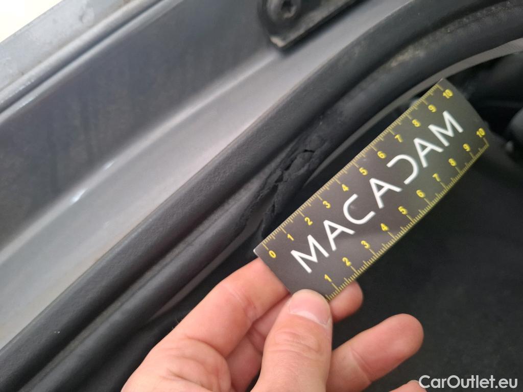  Bmw  Serie 1 Série 1 Berline 120 i Edition Sport 2.0 180CV BVA7 E6d #18