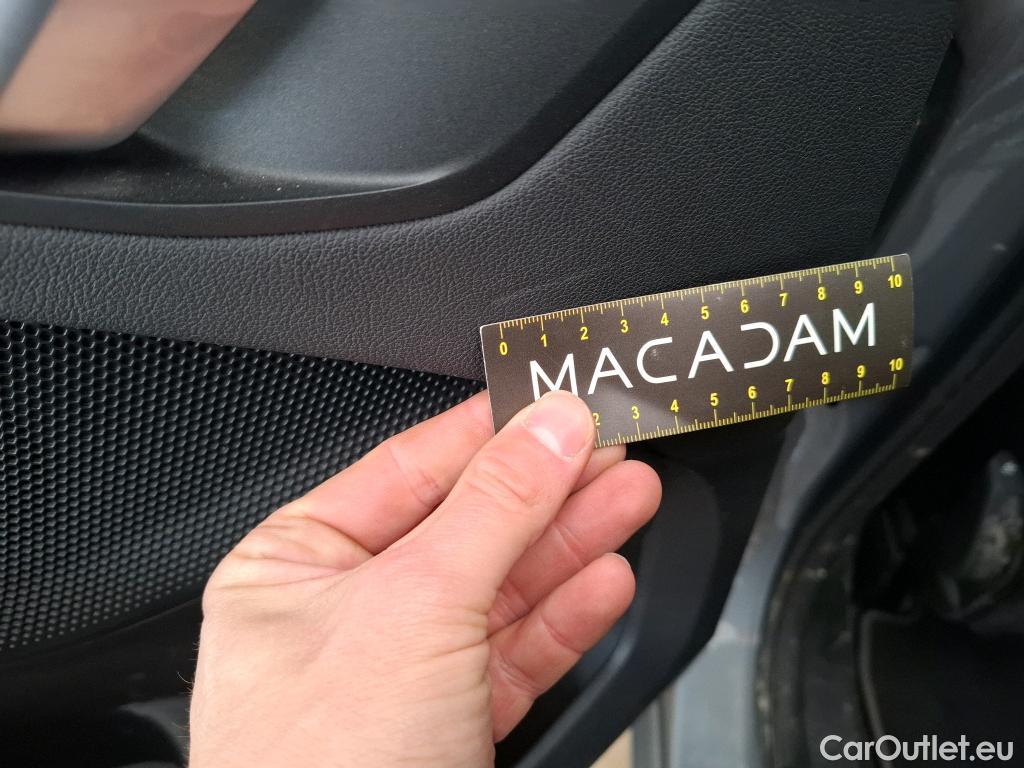  Bmw  Serie 1 Série 1 Berline 120 i Edition Sport 2.0 180CV BVA7 E6d #40