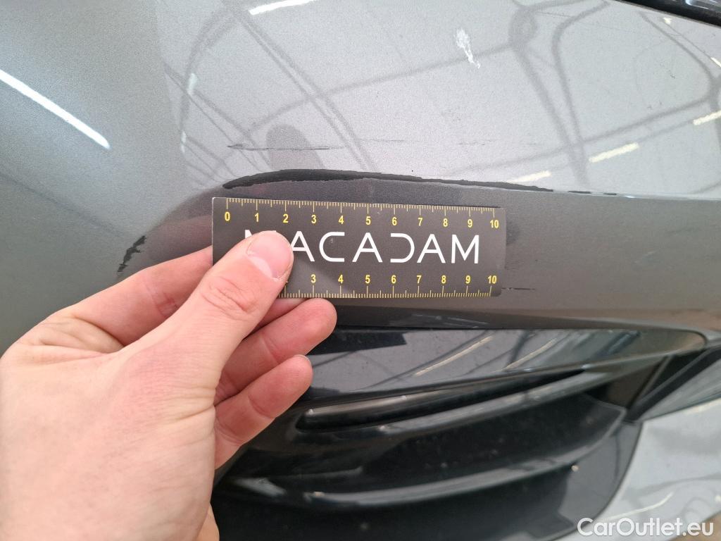  Bmw  Serie 1 Série 1 Berline 120 i Edition Sport 2.0 180CV BVA7 E6d #4