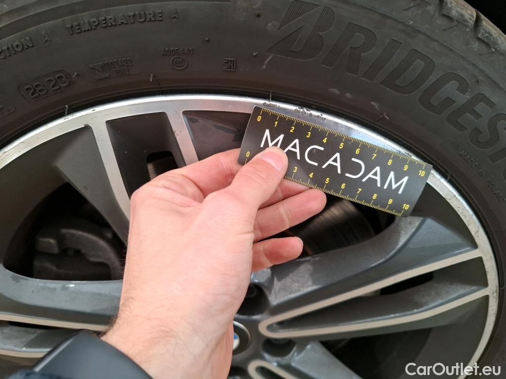  Bmw  Serie 1 Série 1 Berline 120 i Edition Sport 2.0 180CV BVA7 E6d #14