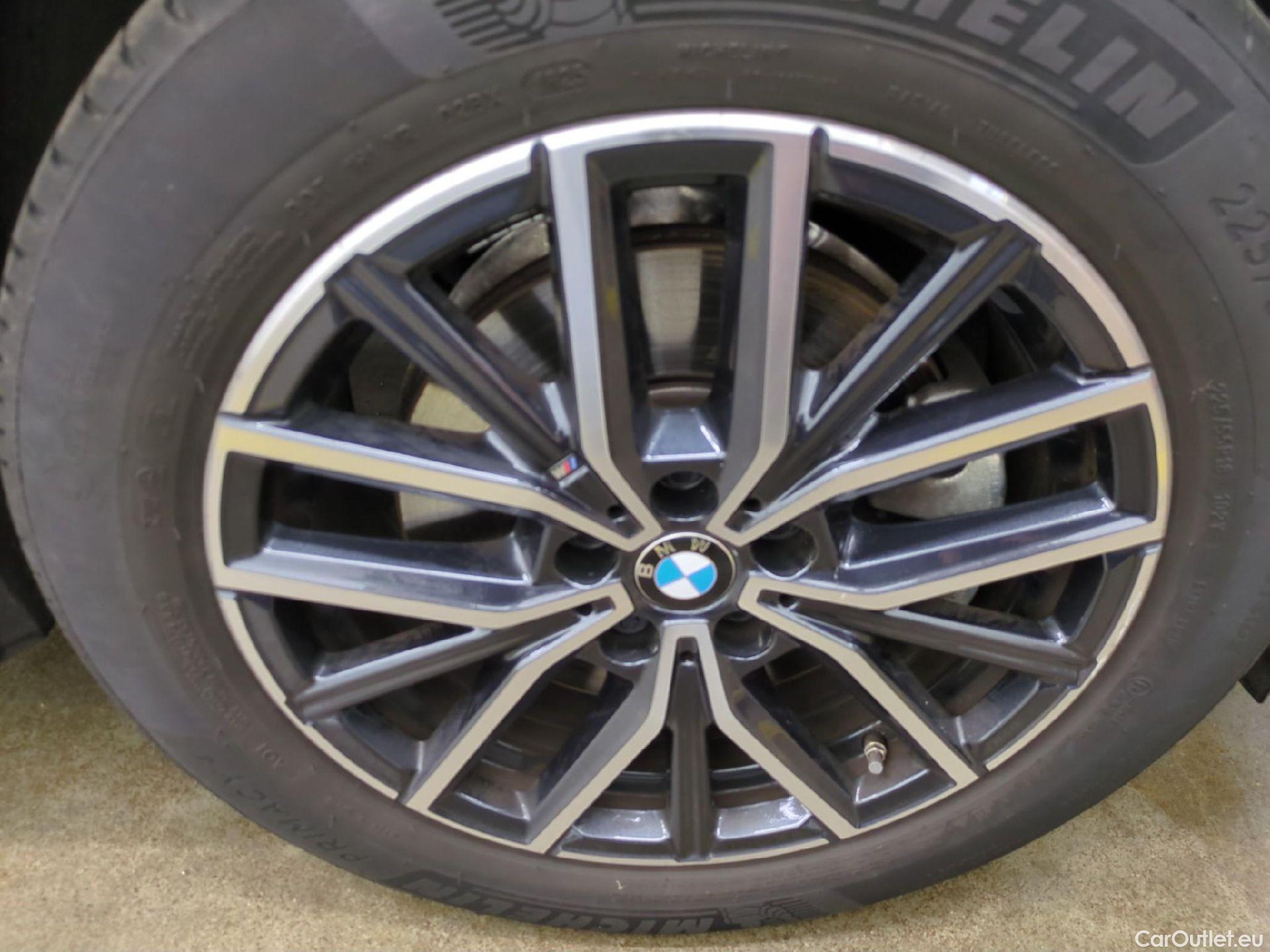  Bmw  X1 BMW  / 2022 / 5P / SUV xDrive23i M Sport DKG7 #3