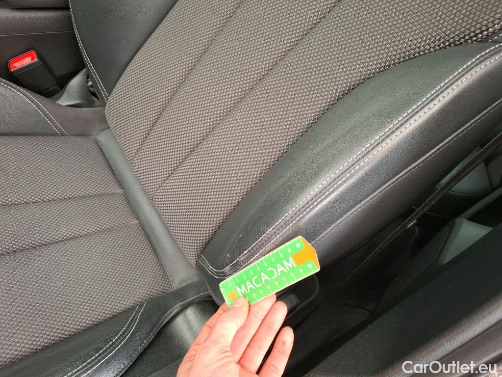  Audi  A4 AUDI  / 2019 / 4P / Berline 35 TFSI 150 S tronic S Line #29