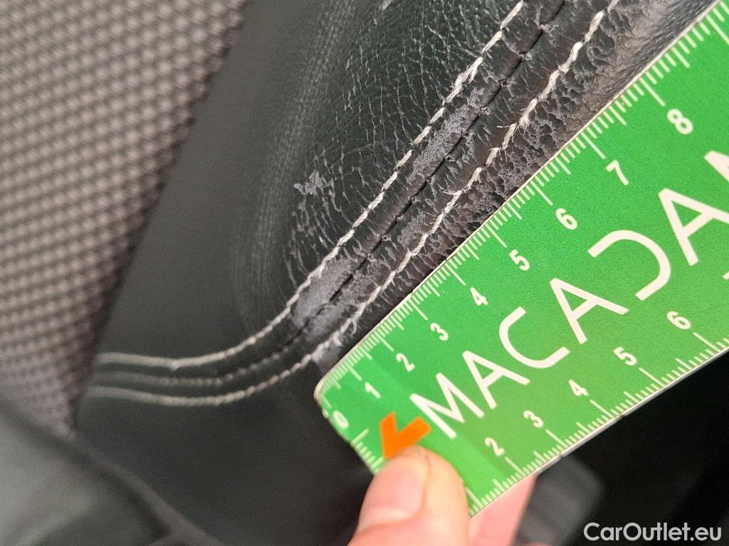  Audi  A4 AUDI  / 2019 / 4P / Berline 35 TFSI 150 S tronic S Line #30