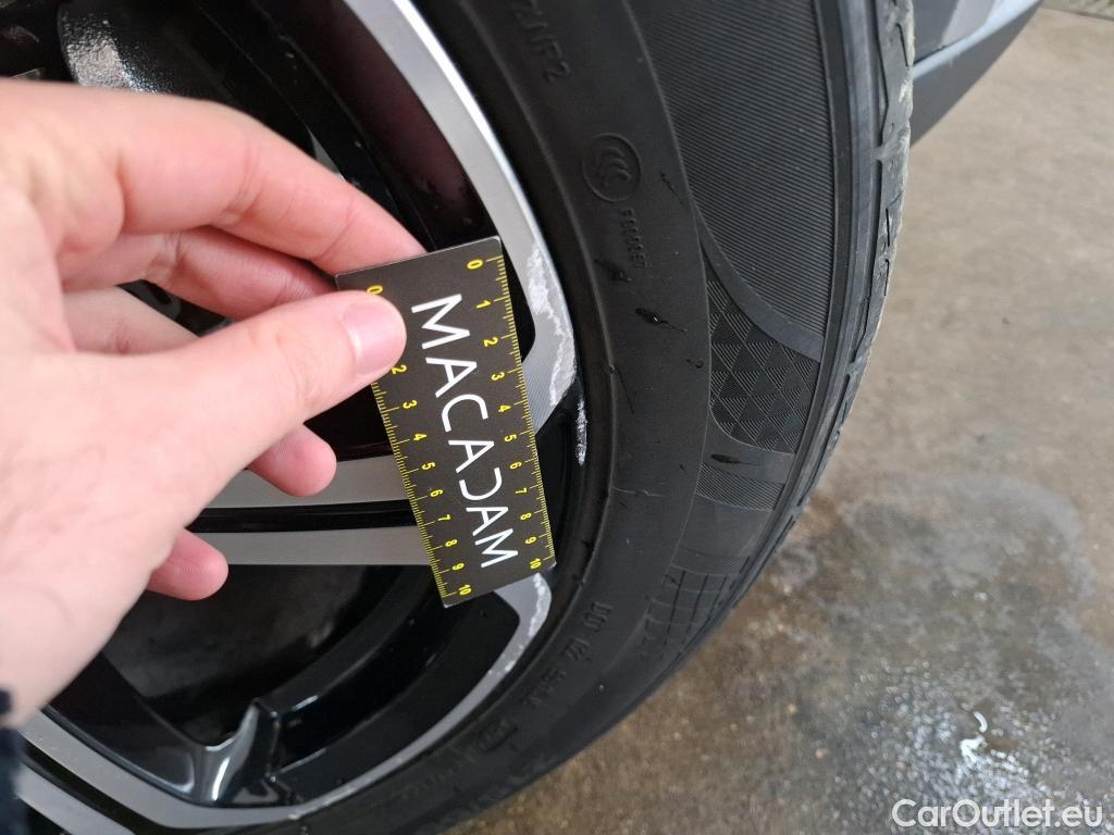  Land Rover  Discovery MG ZS / 2024 / 5P / SUV 1.5L 197ch Hybrid+ Comfort #8