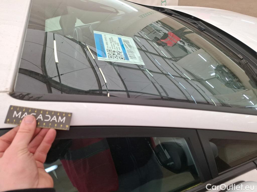  Ford  Fiesta FORD  5p Berline 1.1 70PS BUSINESS #50