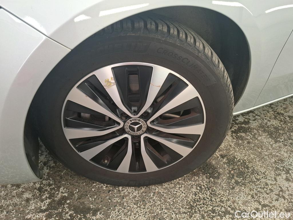  Mercedes  A-Klasse MERCEDES-BENZ Classe A Compact  2018  5P  Berline A 250 e Business Line 8GDCT #34